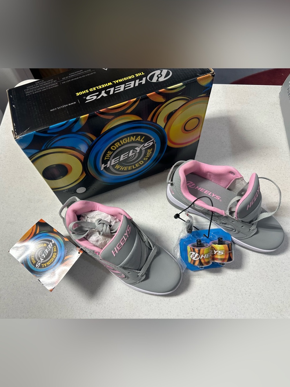 Heelys Voyager Pink/Grey Skate Shoe NWT - Picture 5 of 9